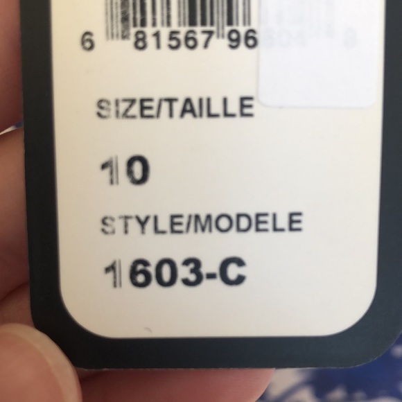 Matis Elegant Blue and White Floral Dress - Picture 7 of 8